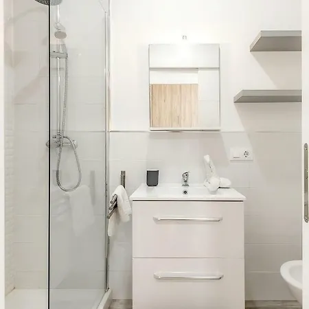 Island Village Heights Apartamento *